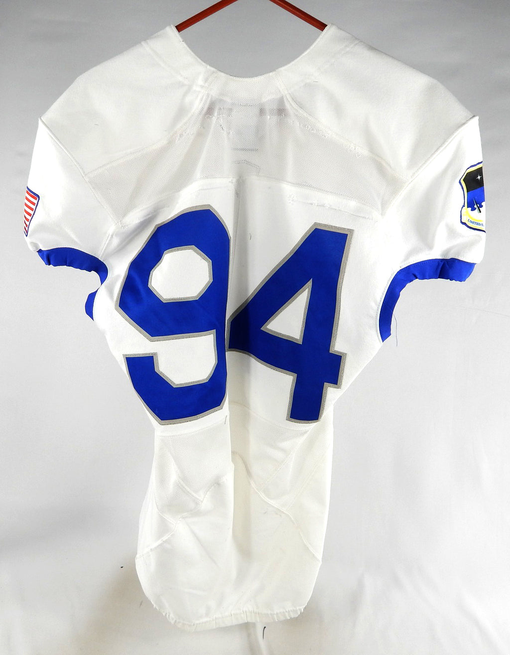 Air Force Falcons #94 Game Used White Jersey Name Plate Removed M 891 Pic2