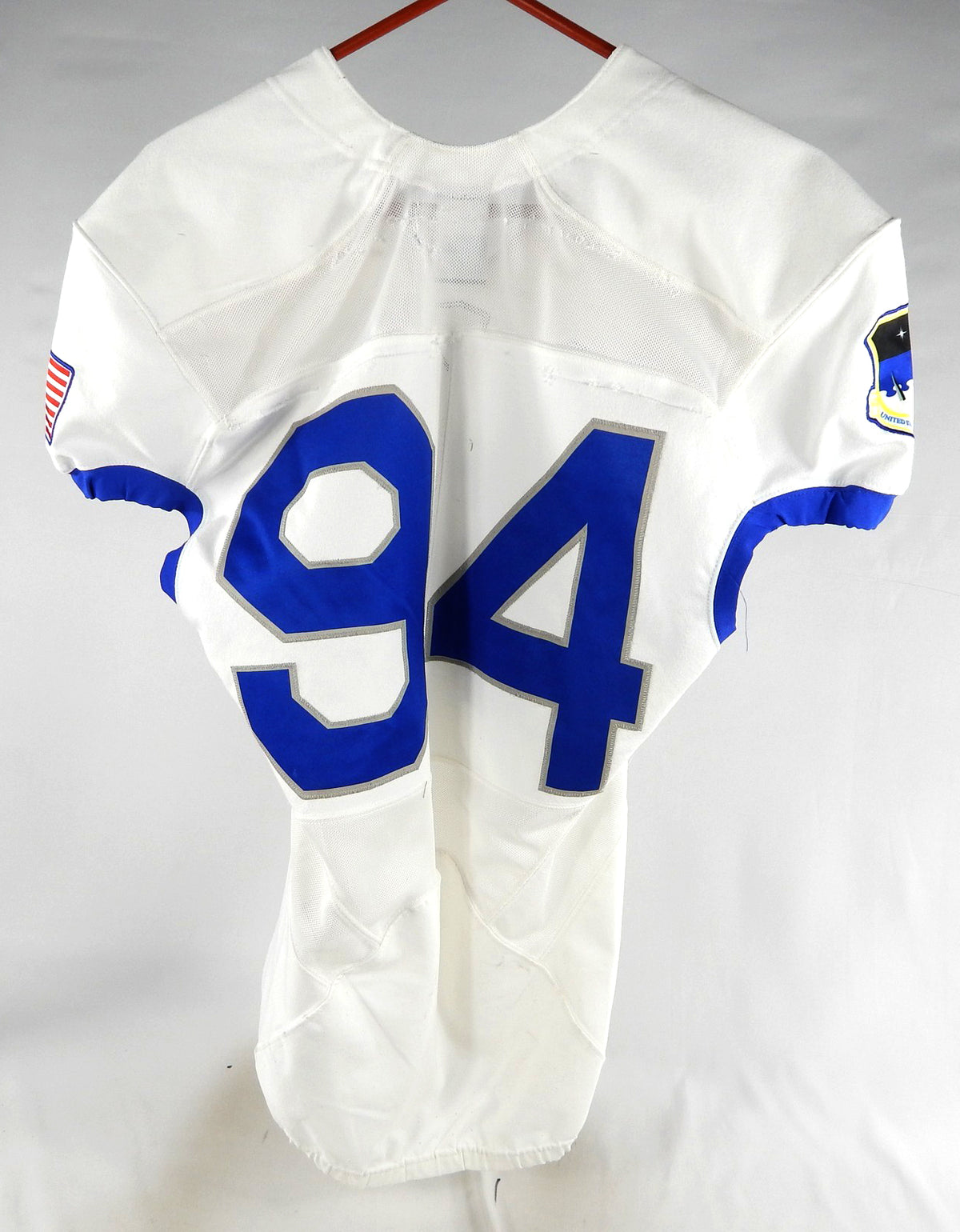 Air Force Falcons #94 Game Used White Jersey Name Plate Removed M 891 Pic2