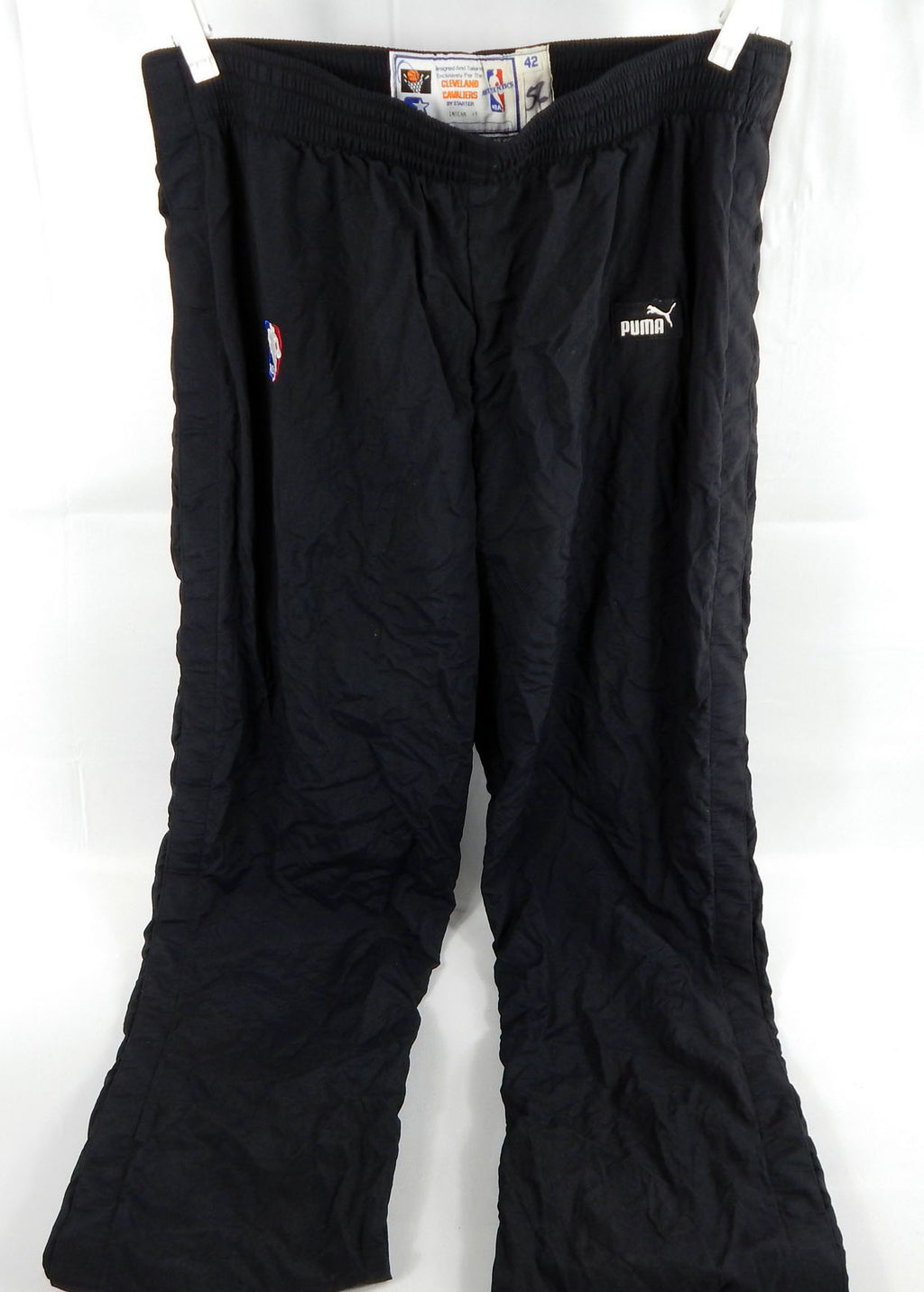 1997-99 Cleveland Cavaliers #56 Game Used Black Warm Up Pants 42 435