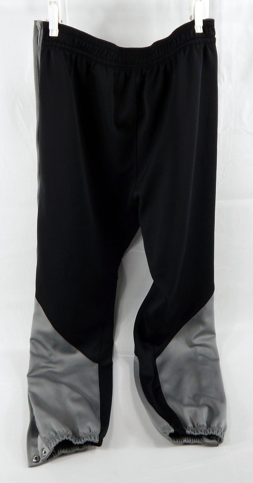 2024-25 Brooklyn Nets D'Angelo Russell #1 Game Used Black Warm Up Pants XL 990 Pic2