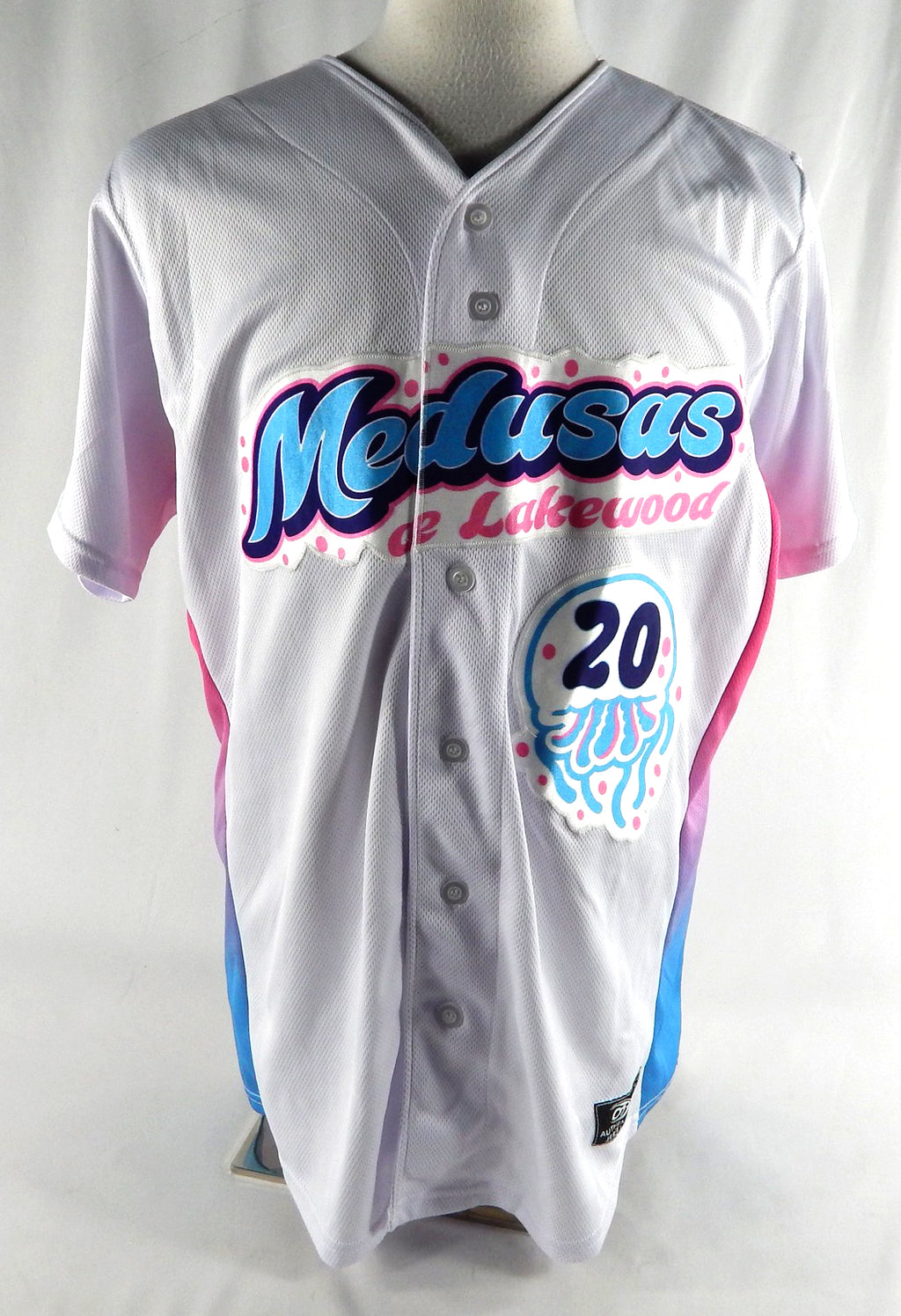 2019 Lakewood BlueClaws #20 Game Used White Jersey Copa de la Diversion 46 820