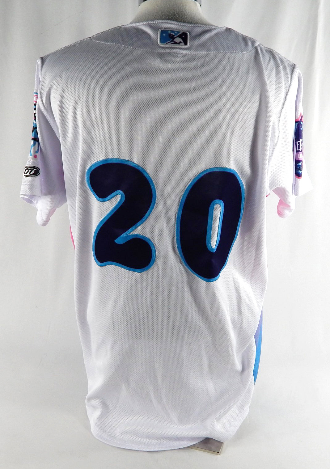 2019 Lakewood BlueClaws #20 Game Used White Jersey Copa de la Diversion 46 820 Pic2