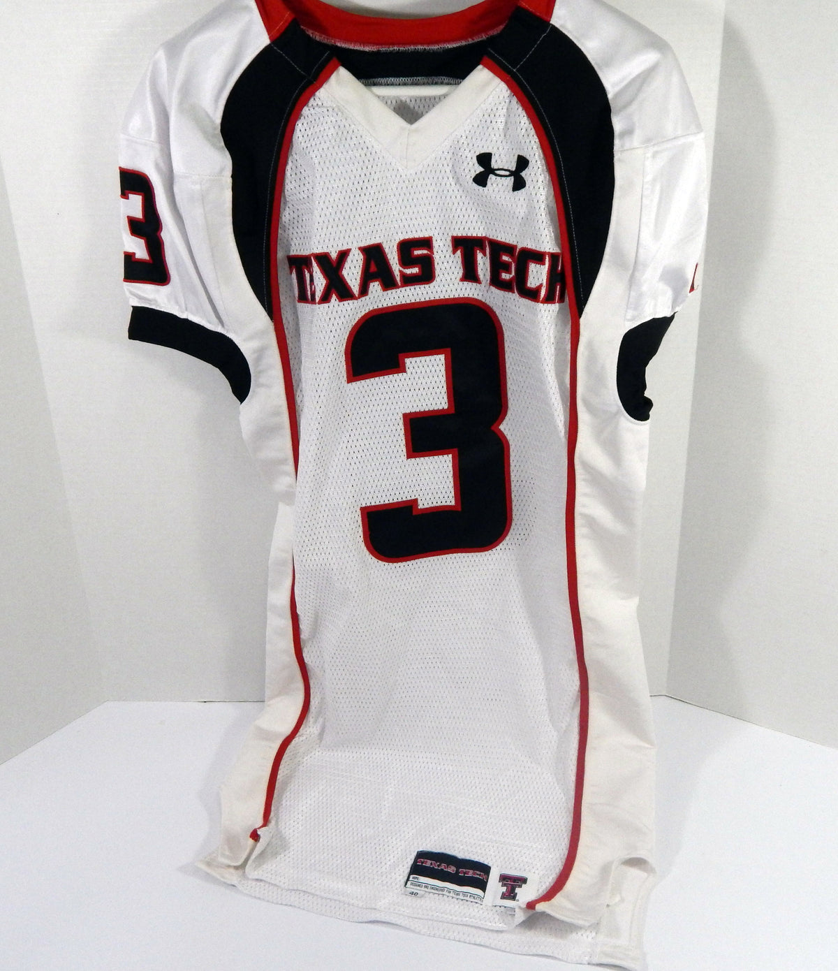 2010 Texas Tech Red Raiders #3 Game Used White Jersey NP Rem 40 02