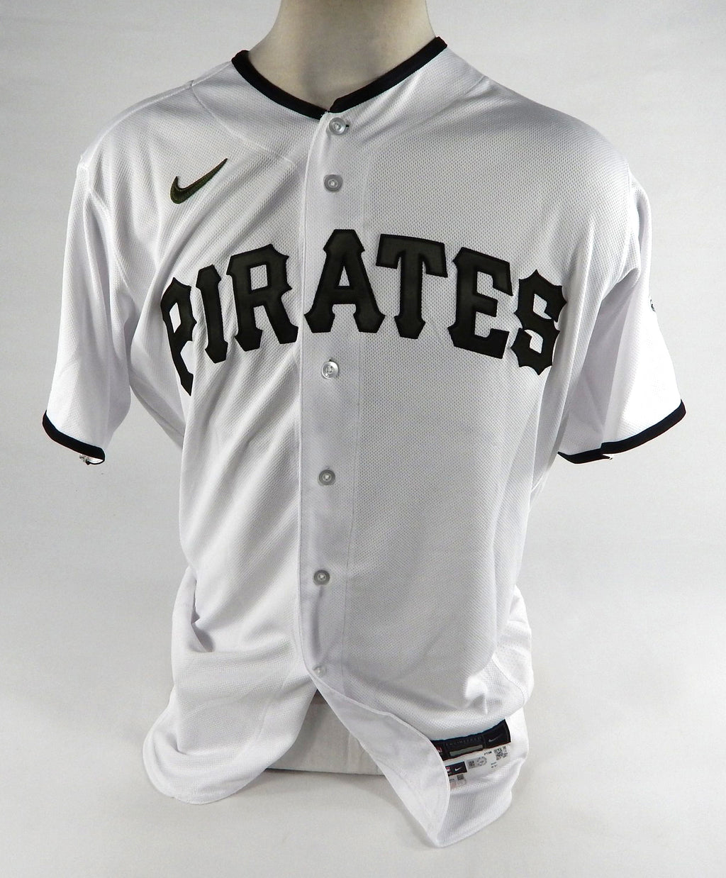 2020 Pittsburgh Pirates Jason Delay GameIssued White Jersey Memorial Day 46 4 Pic2