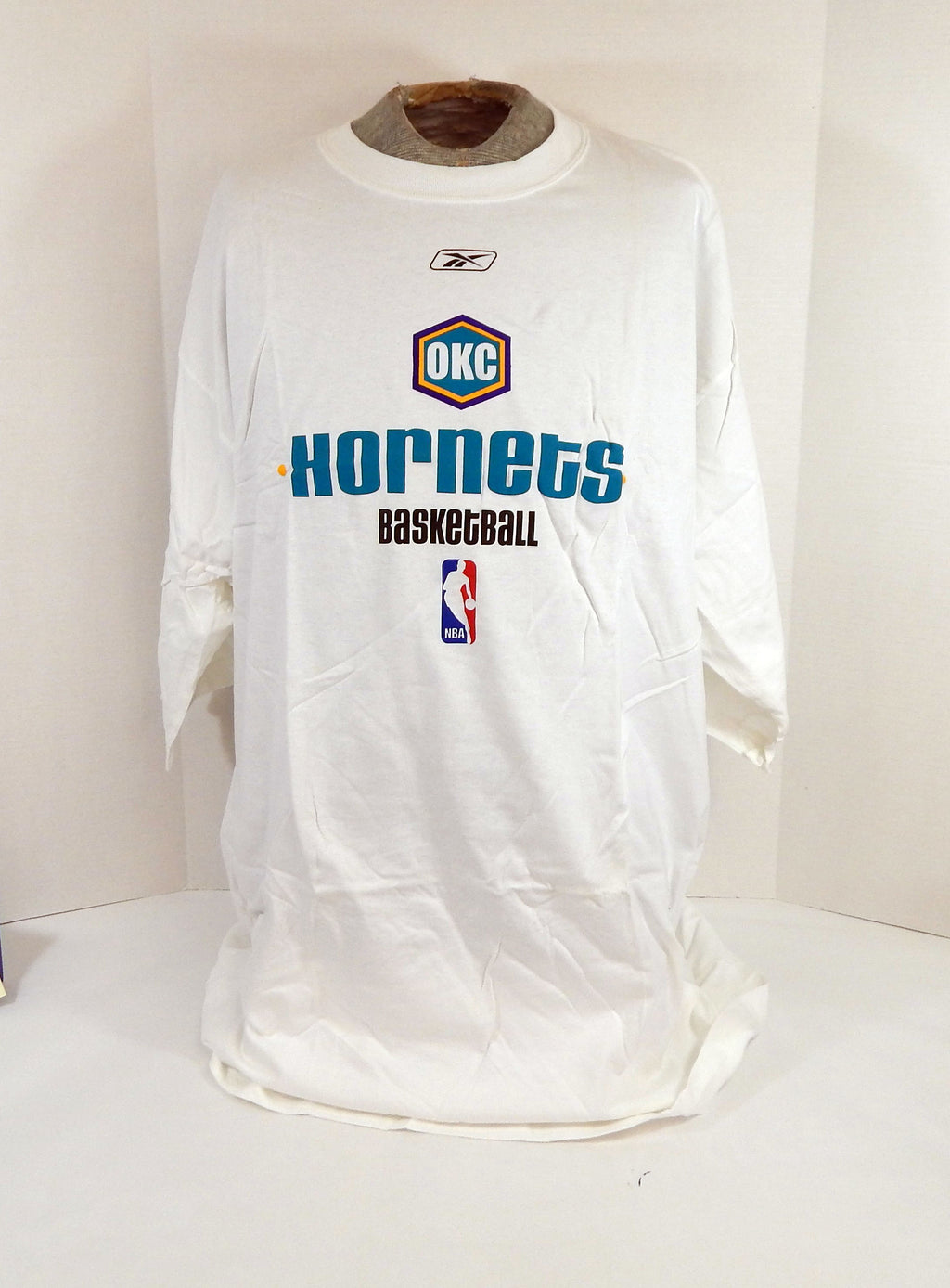 New Orleans Oklahoma City Hornets # Team Issued White Training T-Shirt 2XL DP57519