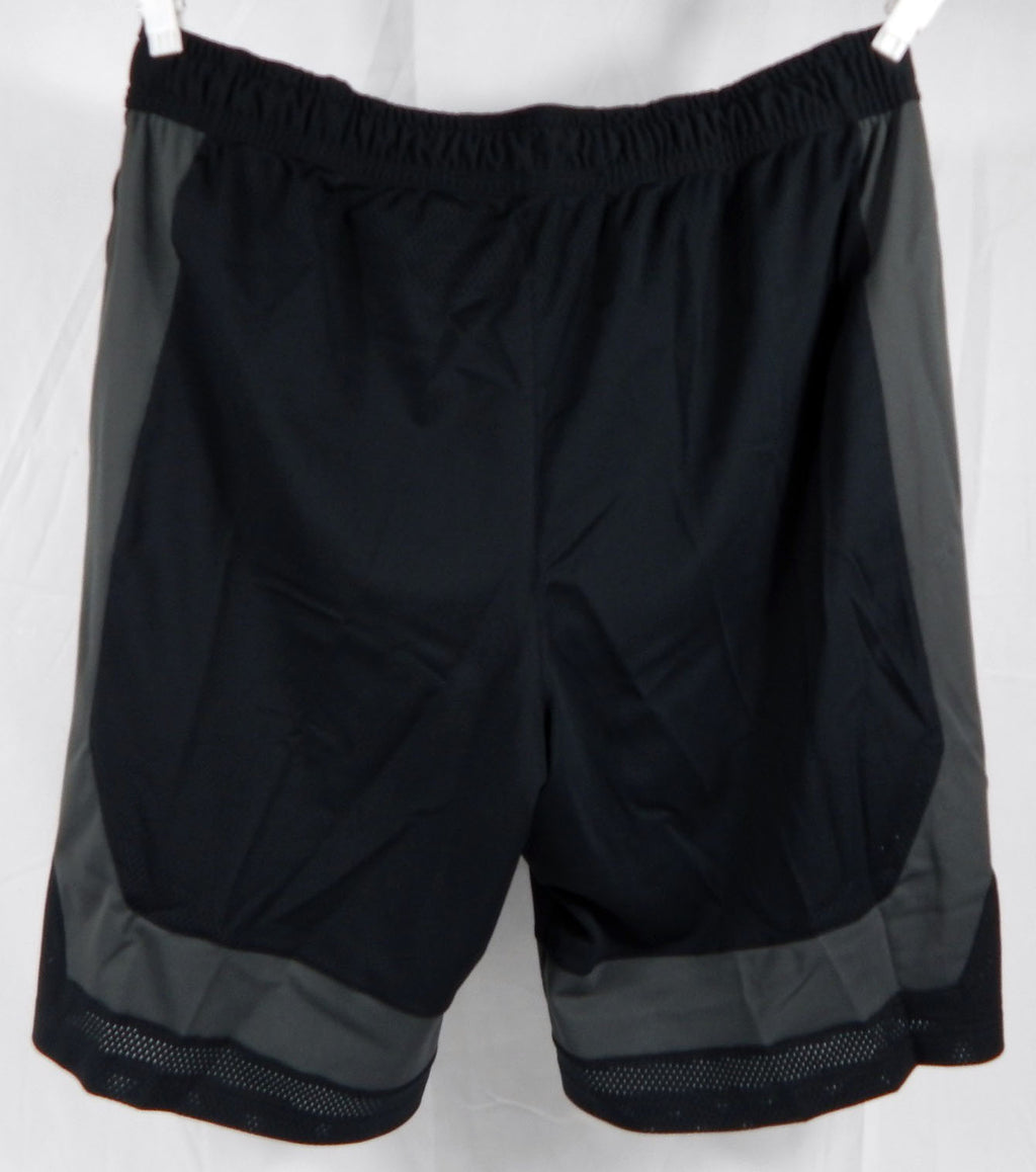 2018-19 Detroit Pistons Game Issued Black Shorts Motor City Ed Nike 010 42+2 9S Pic2