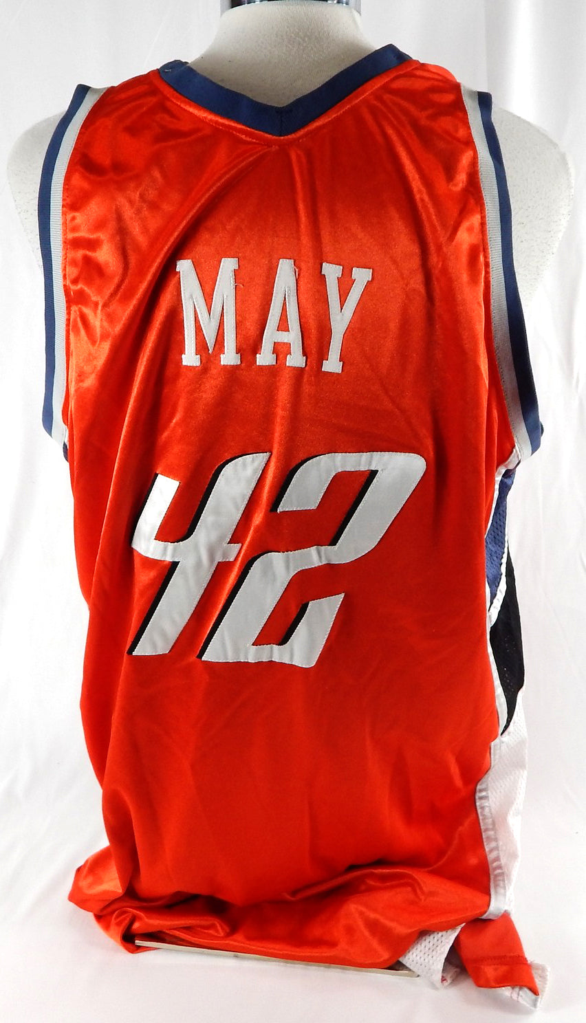 2007-08 Charlotte Bobcats Sean May #42 Game Used Orange Jersey 355 Pic2