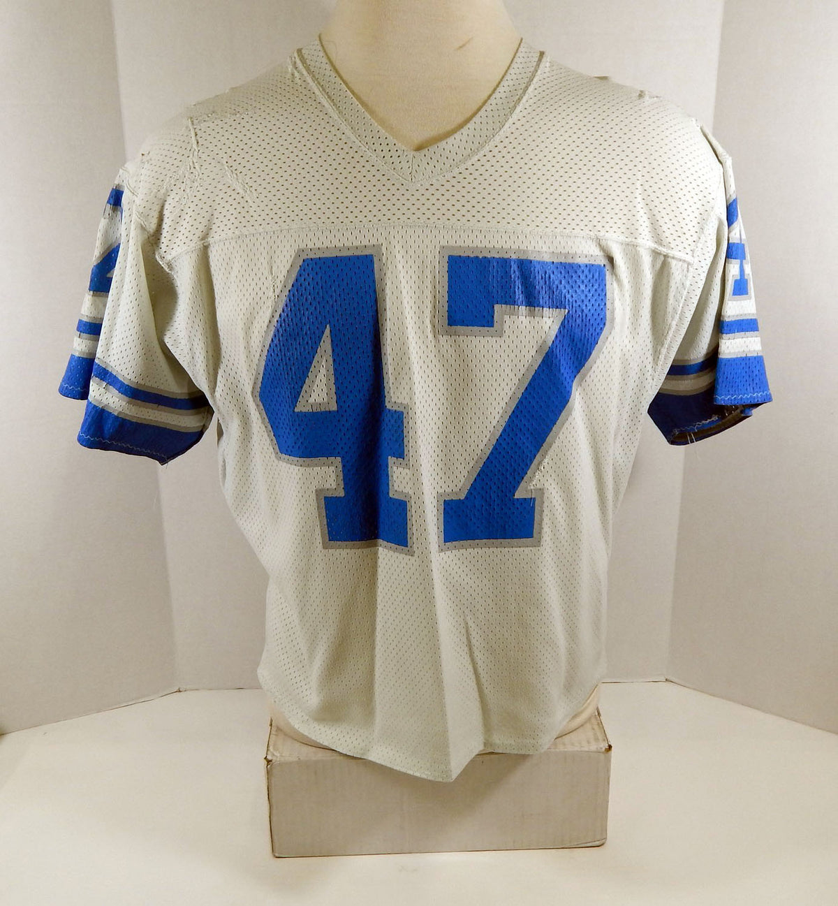1980s Detroit Lions #47 Game Used White Jersey DP12790 Pic2