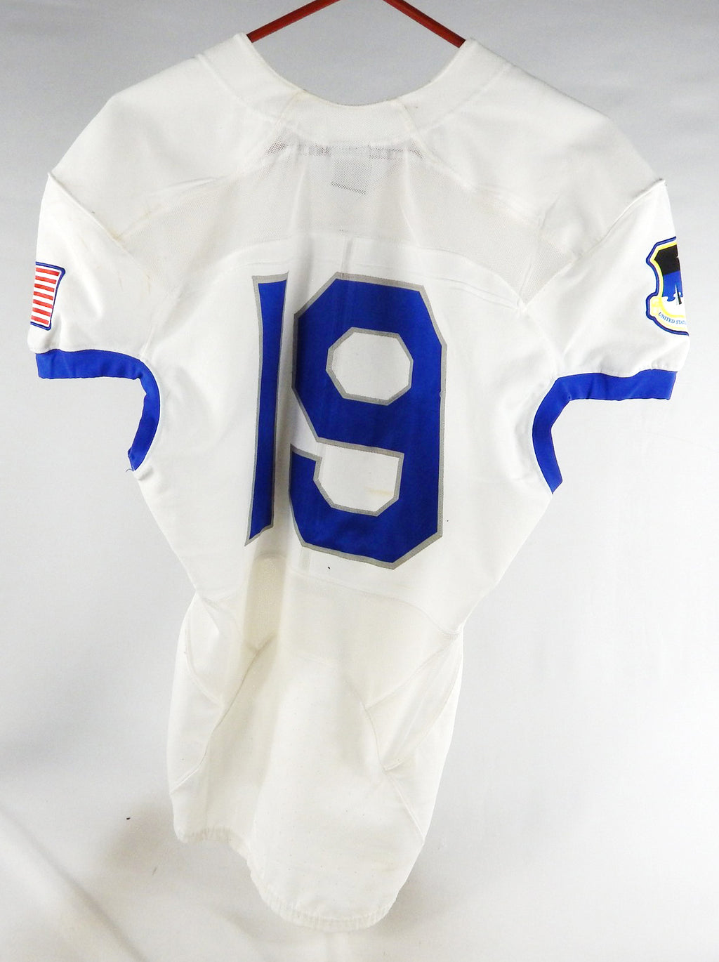 2017 Air Force Falcons #19 Game Used White Jersey Name Plate Removed M DP80865 Pic2