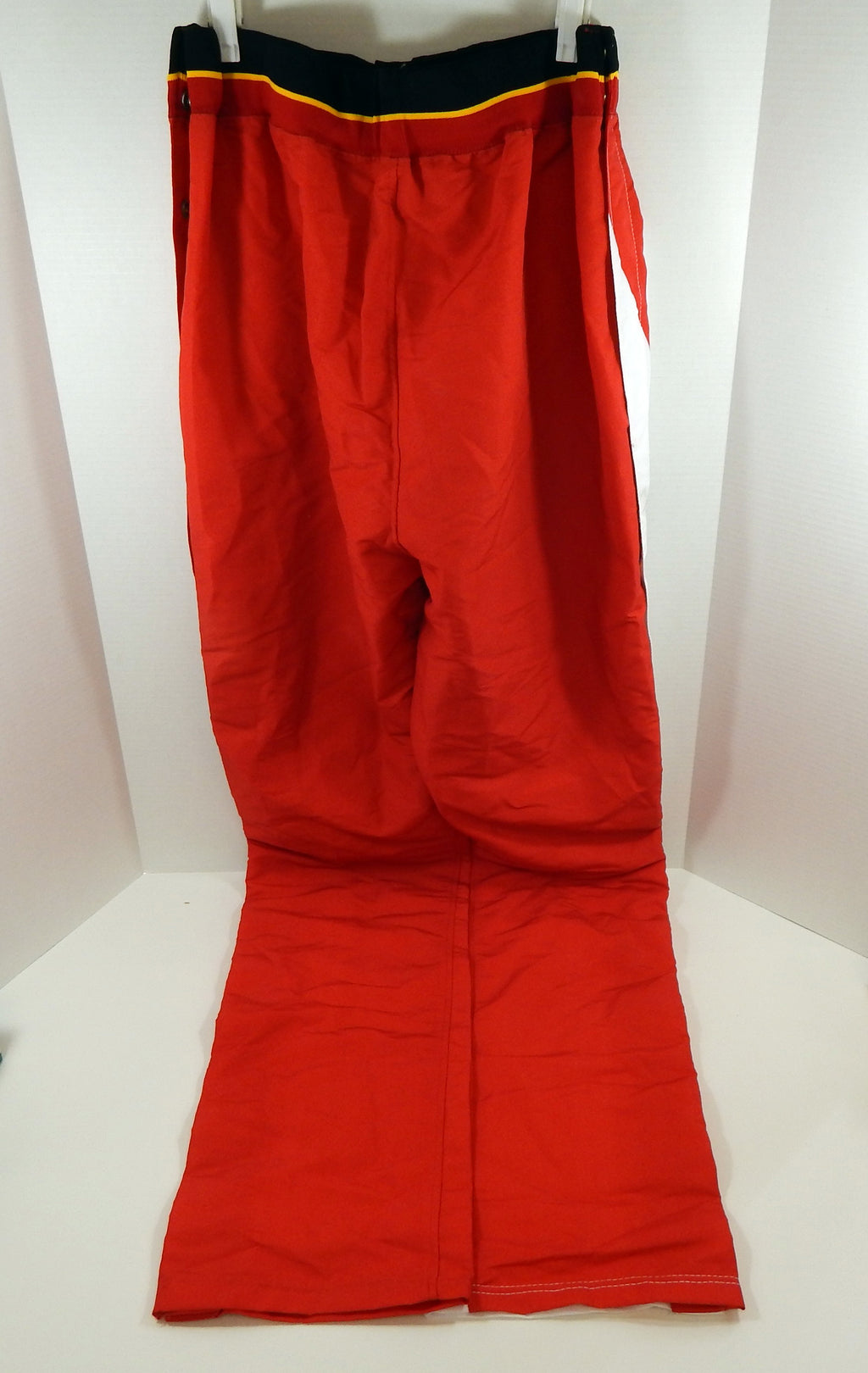 1996-97 Atlanta Hawks Game Issued Red Pants 38 DP51617 Pic2