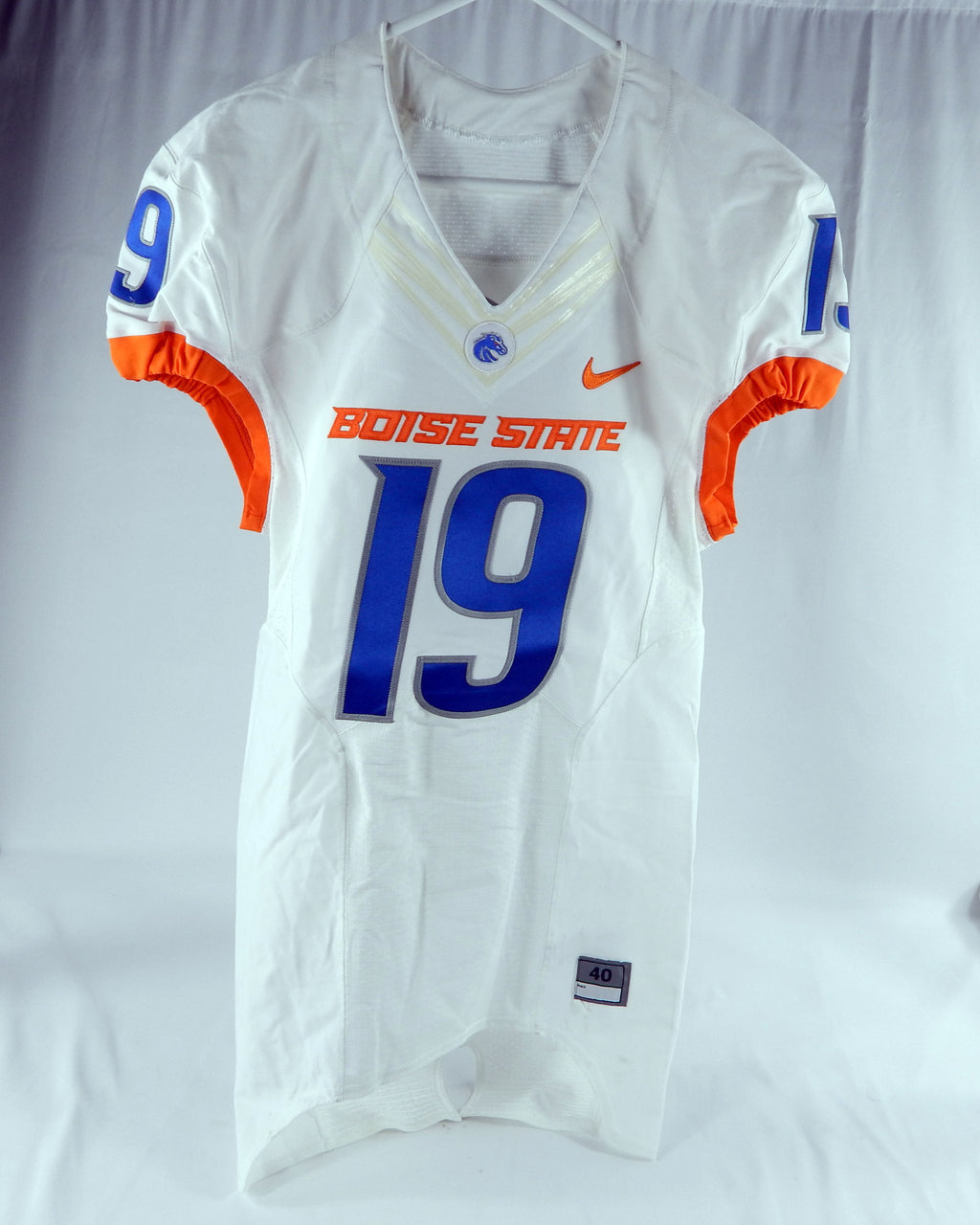 2012-17 Boise State Broncos #19 Game Issued White Jersey Football 40 580