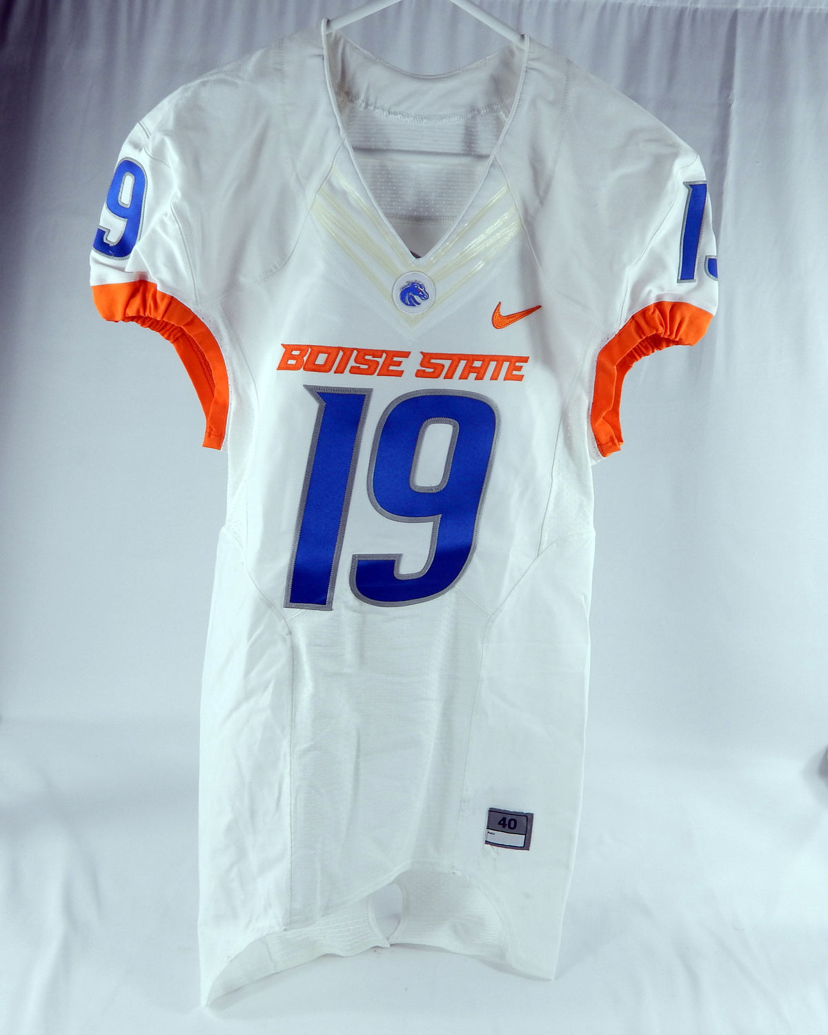 2012-17 Boise State Broncos #19 Game Issued White Jersey Football 40 580