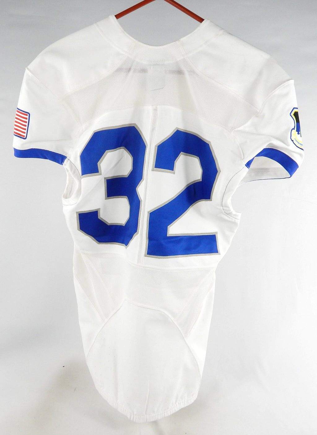 2016 Air Force Falcons #32 Game Used White Jersey Name Plate Removed M DP80875 Pic2