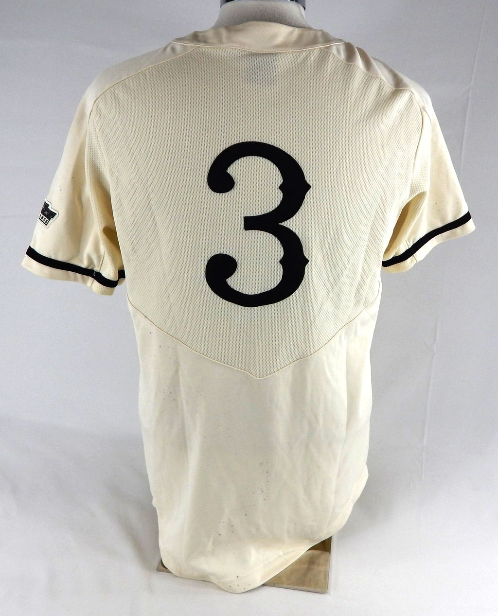 2018 Long Beach State Dirtbags #3 Game Used Cream Jersey Baseball L 853 Pic2