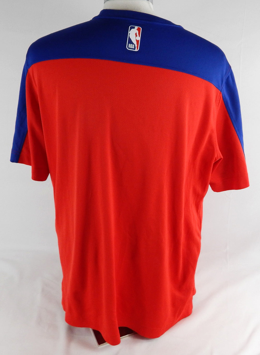 2024-25 Detroit Pistons Tobias Harris #12 Game Issued Red Shooting Shirt L 414 Pic2