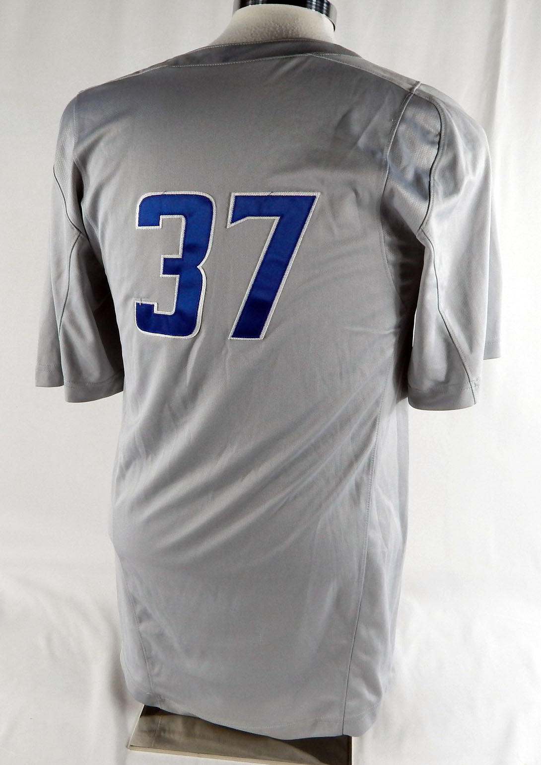 2016 Boise State Broncos #37 Game Used Grey Jersey Softball S 100 Pic2