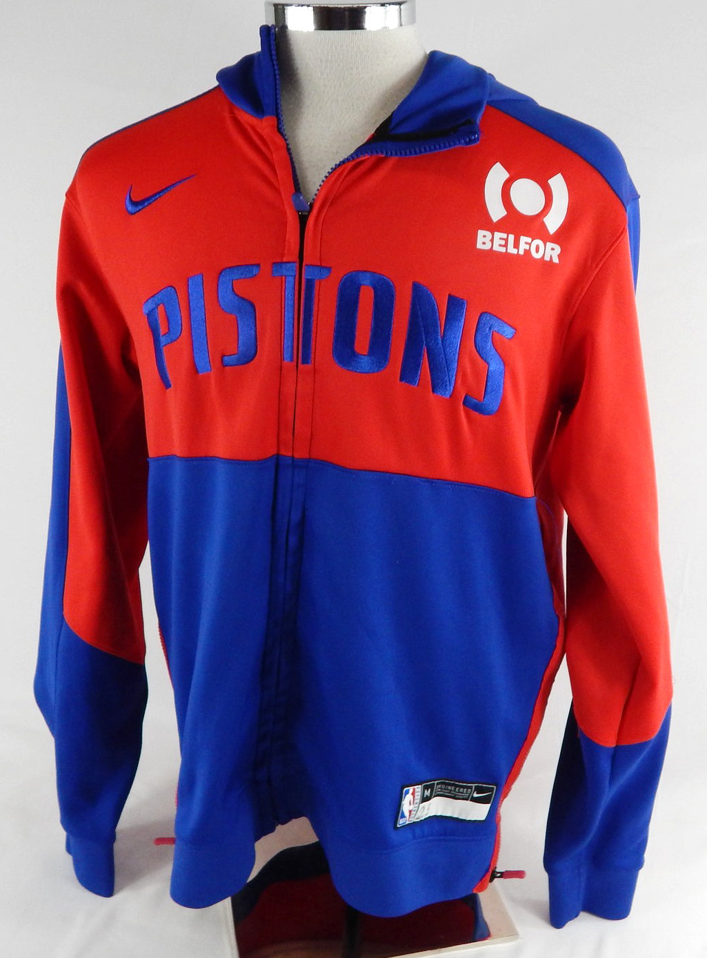2024-25 Detroit Pistons Marcus Sasser #25 Game Used Red Warm Up Jacket M 415 Pic2
