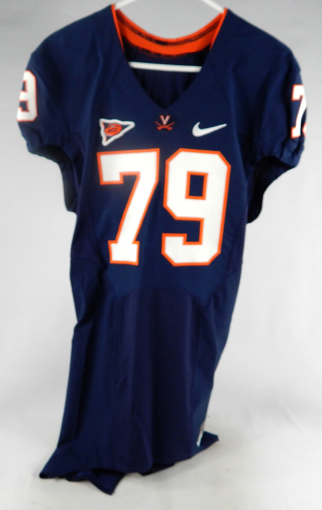2010-12 Virginia Cavaliers Cascarano #79 Game Issued Navy Jersey 42 025 Pic2