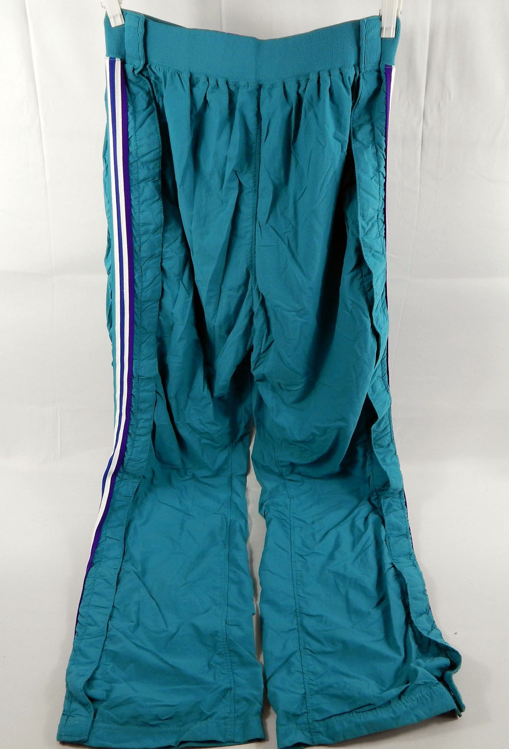 1993-94 Charlotte Hornets Frank Brickowski #40 Game Used Teal Warm Up Pants 40 0 Pic2