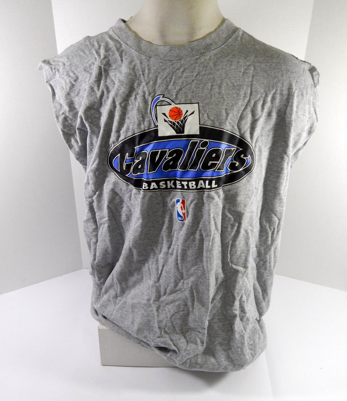Cleveland Cavaliers Team Issued Grey Shirt 2XL DP53094