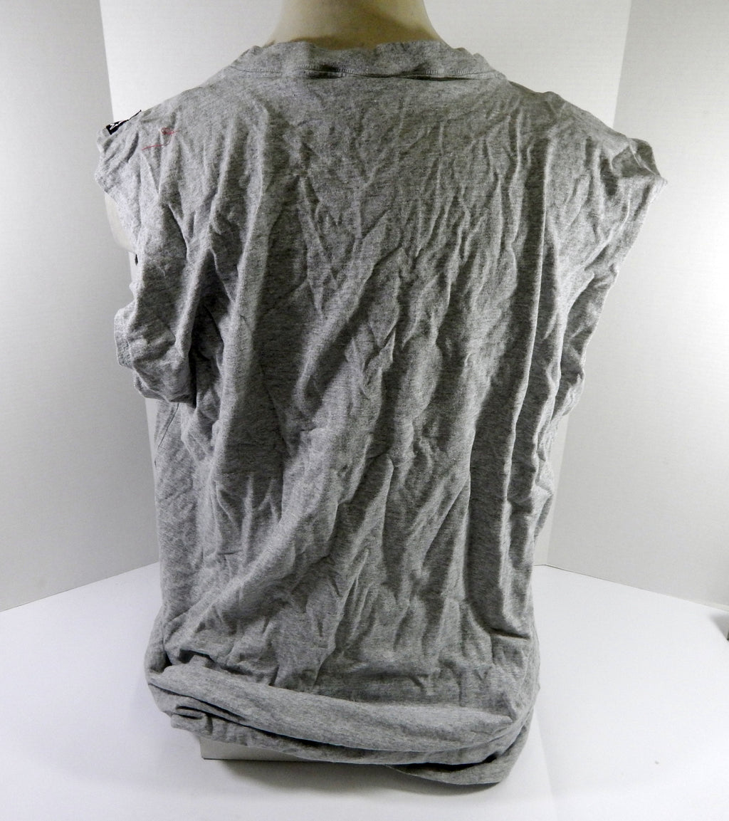 Cleveland Cavaliers Team Issued Grey Shirt 2XL DP53094 Pic2