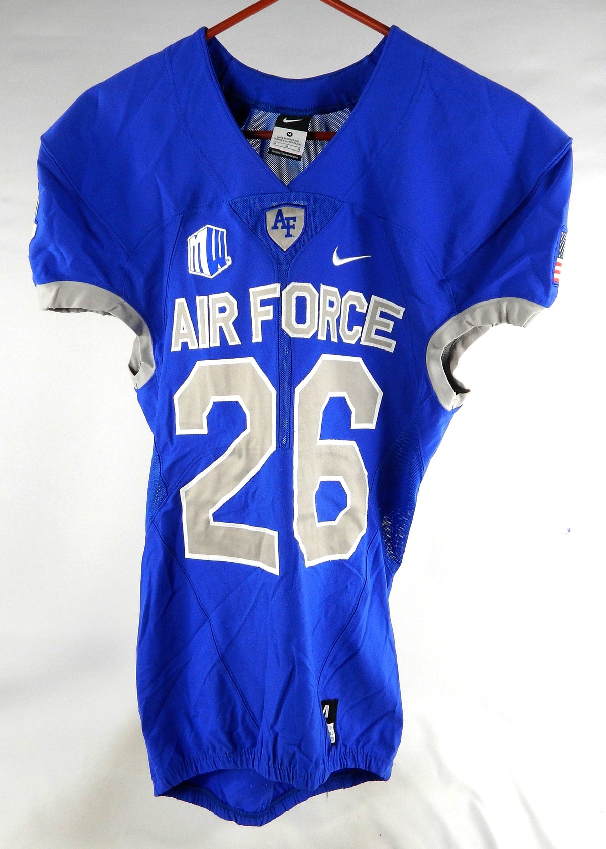 Air Force Falcons #26 Game Used Blue Jersey Name Plate Removed M 923