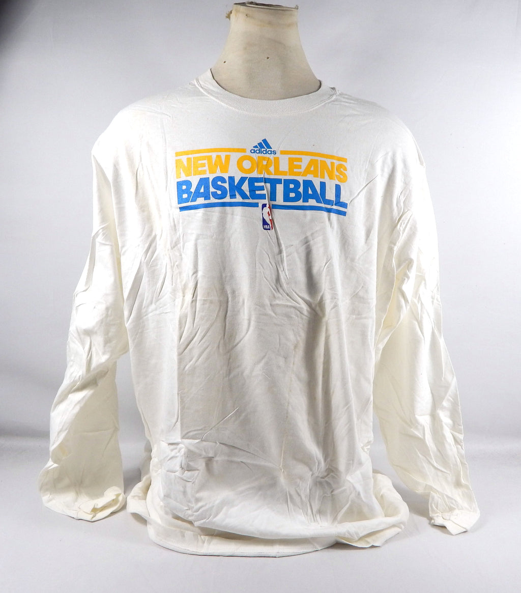 2010s New Orleans Hornets Team Issued White Long Sleeve Training Shirt 4XLT 971S
