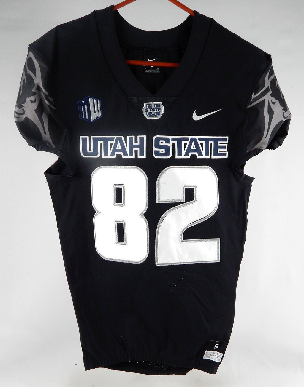 2021 Utah State Aggies #82 Game Used Black Out Jersey Name Plate Removed S 038