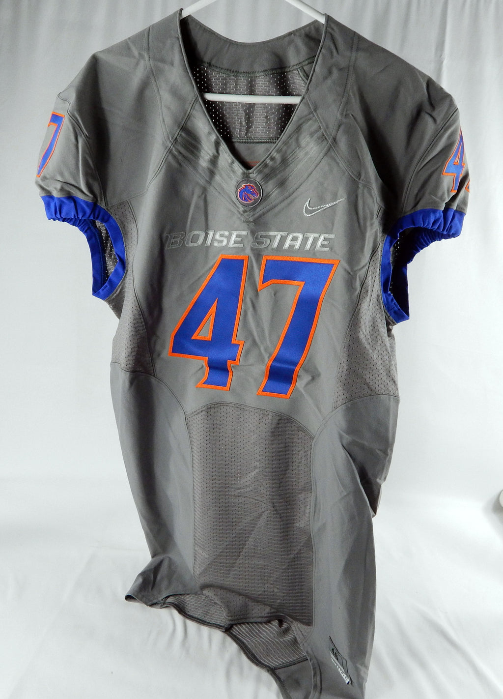 2012-17 Boise State Broncos #47 Game Issued Grey Jersey Football 46+4 DP84638