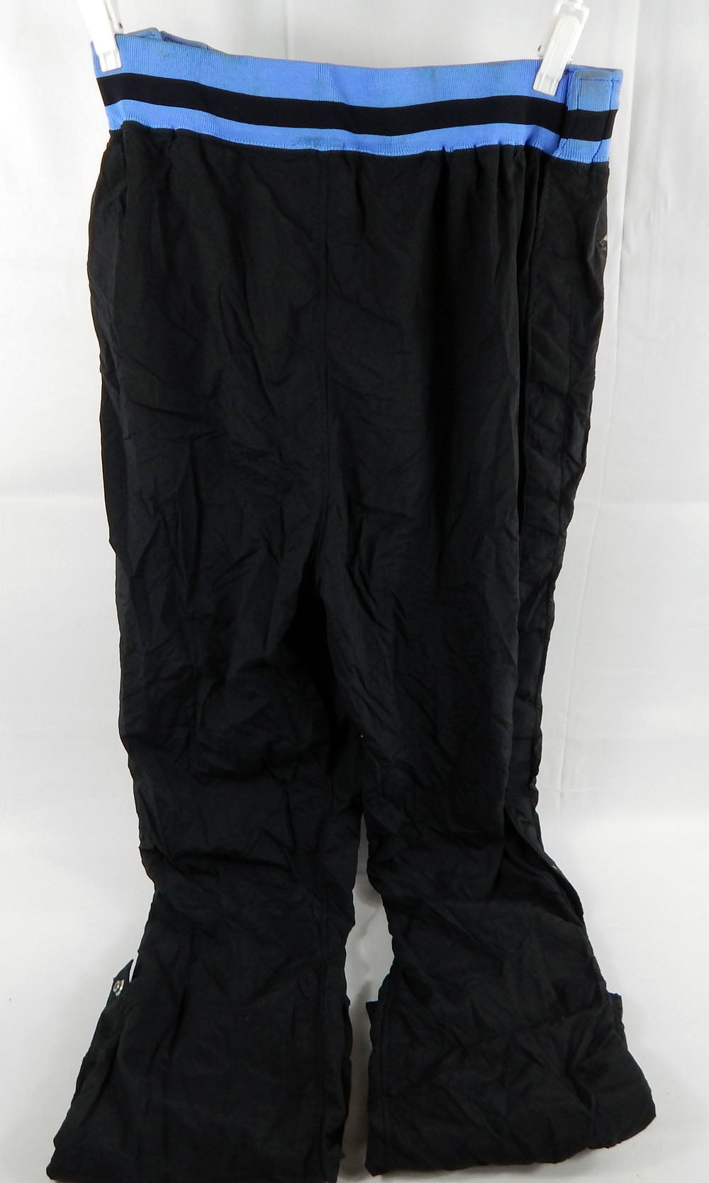 1995-96 Cleveland Cavaliers Michael Cage #44 Game Used Black Warm Up Pants 38 61 Pic2