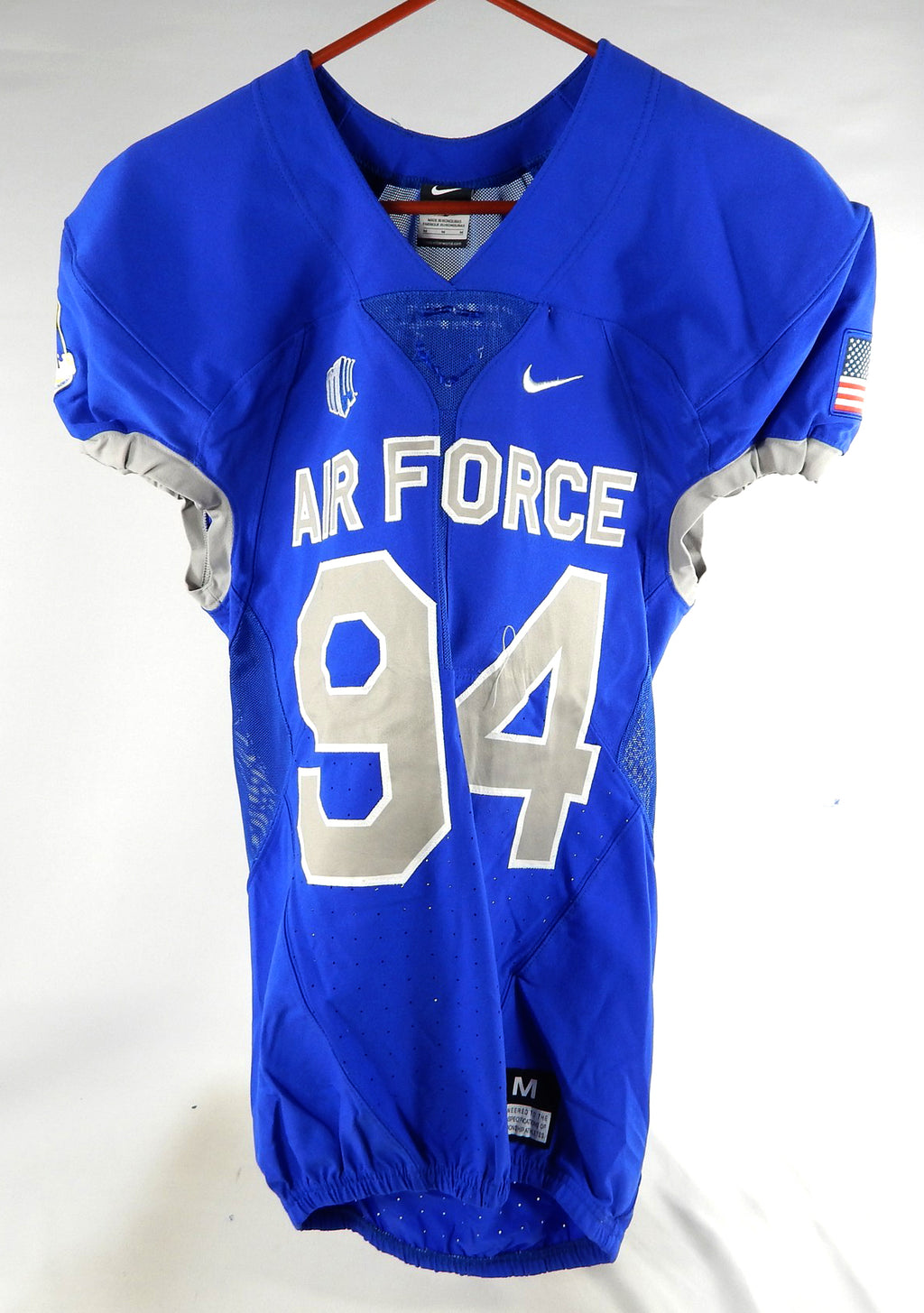 2017 Air Force Falcons #94 Game Used Blue Jersey Name Plate Removed M DP80936