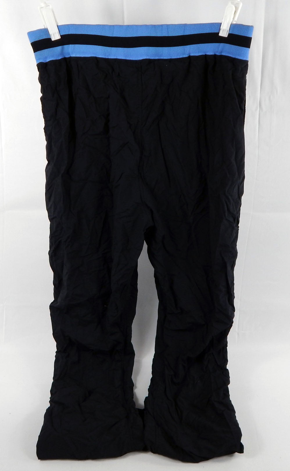 1996-97 Cleveland Cavaliers #3 Game Used Black Warm Up Pants 36 565 Pic2
