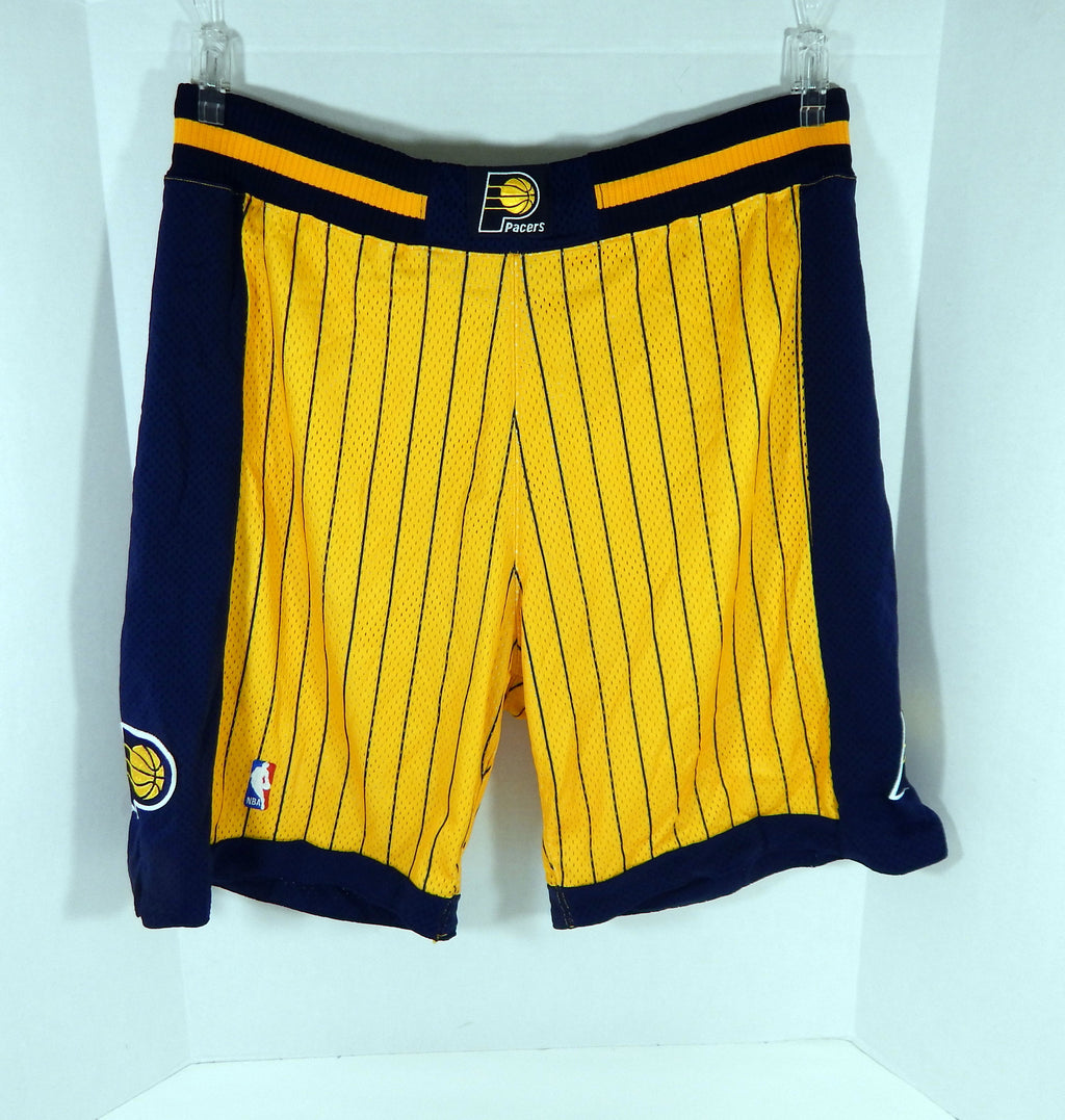 2002-03 Indiana Pacers #33 Game Used Yellow Shorts 40 DP65070