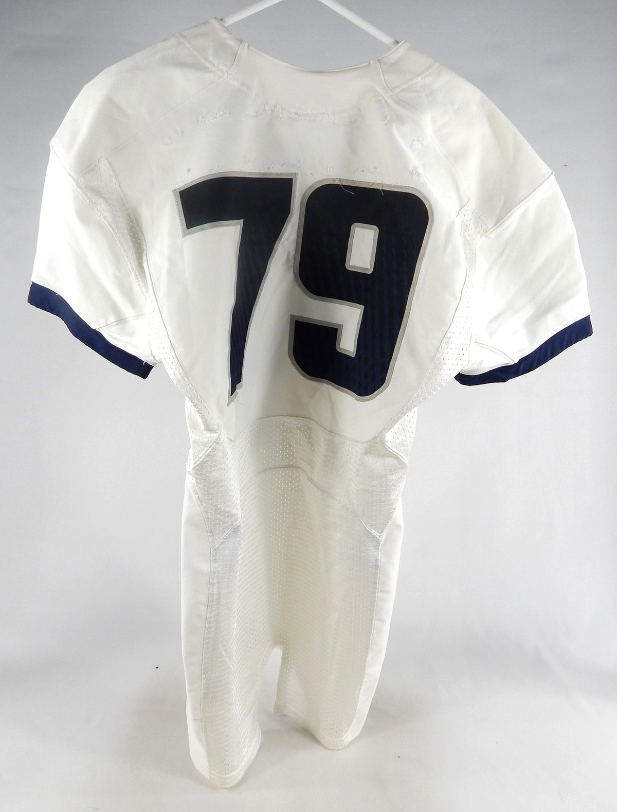 2012 Utah State Aggies #79 Game Used White Jersey NP R L 048 Pic2