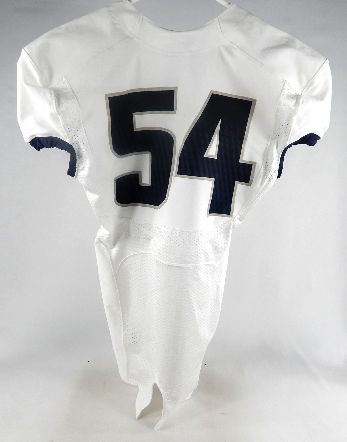 2013-15 Utah State Aggies #54 Game Used White Jersey NP R L 049 Pic2
