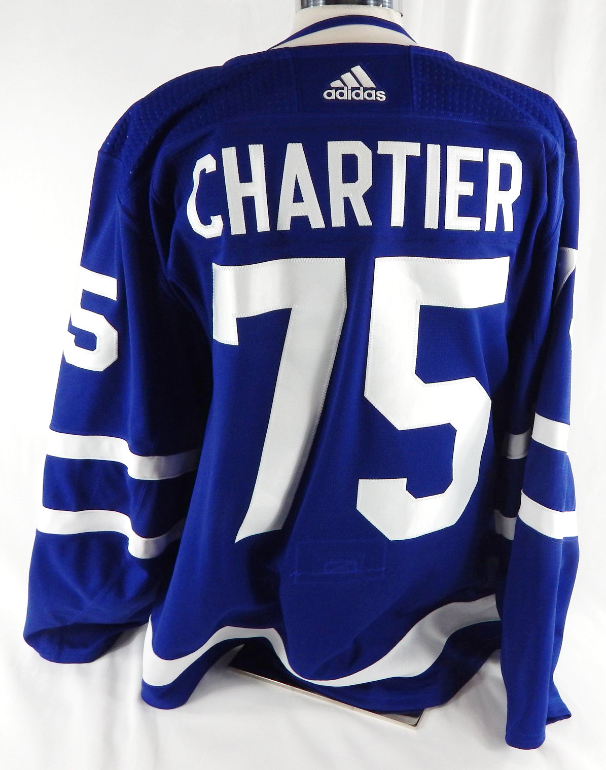 2020-21 Toronto Maple Leafs Rourke Chartier #75 Game Used Blue Jersey 56 802 Pic2