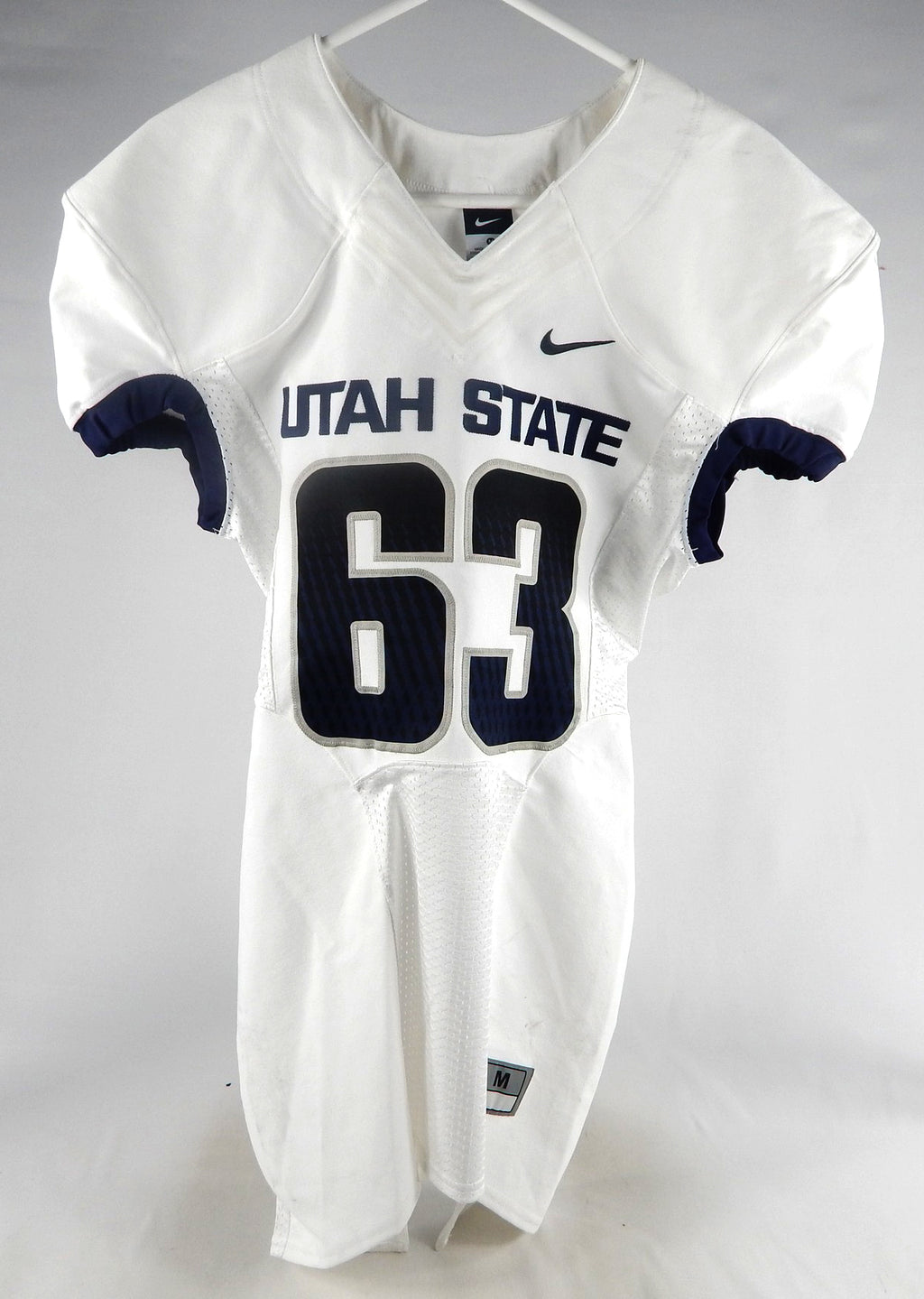 2013-15 Utah State Aggies #63 Game Used White Jersey NP Rem M 058