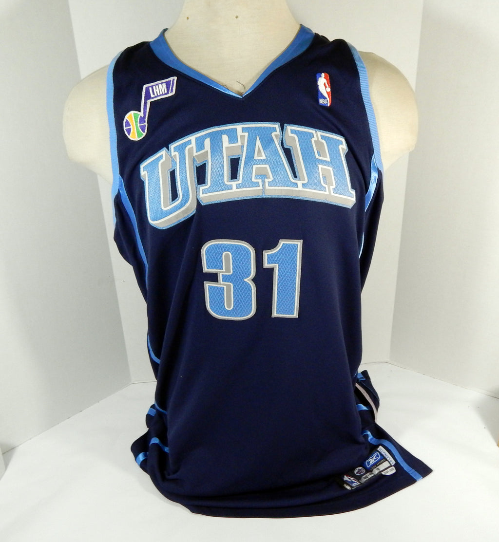 2005-06 Utah Jazz Jarron Collins #31 Game Used Navy Jersey LHM Patch 50 DP37393 Pic2
