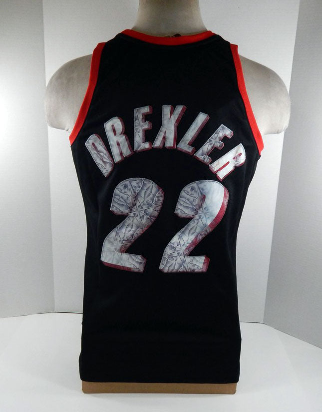Men Portland Trailblazers Clyde Drexler Swingman Black Jersey Mitch Ness NWT M 5 Pic2