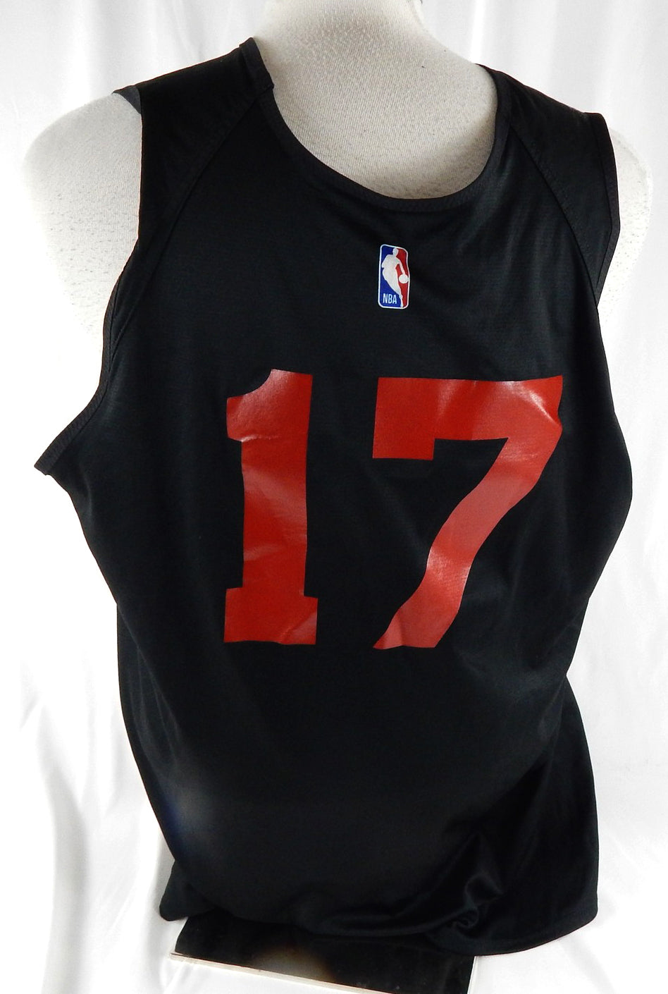 2025-26 Atlanta Hawks Onyeka Okongwu #17 Game Used Black Practice Jersey XL 040 Pic2