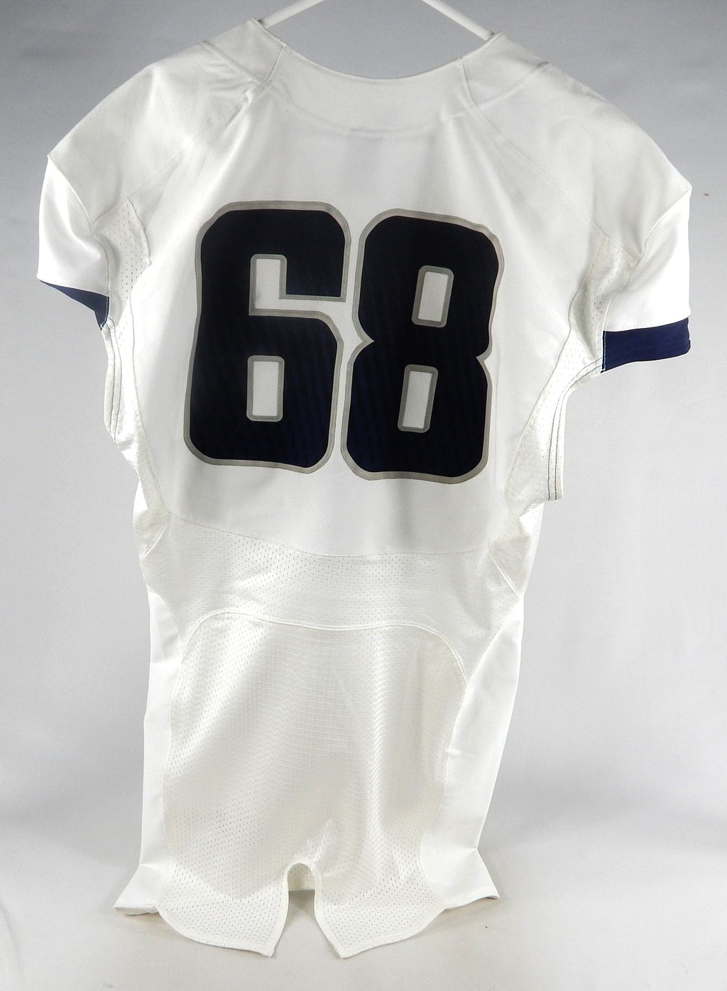 2013-15 Utah State Aggies #68 Game Used White Jersey NP Rem L 072 Pic2