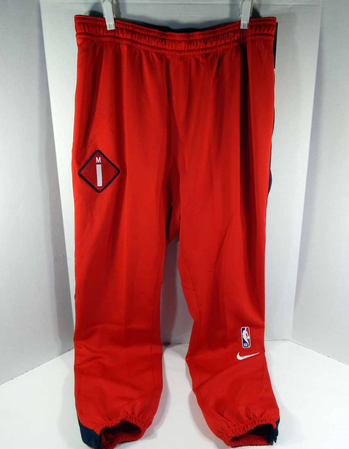 2020-21 Detroit Pistons Game Issued Red Warm Up Sweat Pants Nike 657 2XLT 162S