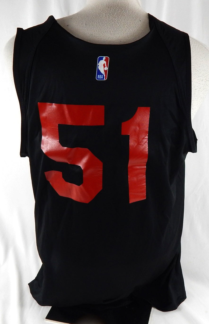 2025-26 Atlanta Hawks Keshon Gilbert #51 Game Used Black Practice Jersey L 044 Pic2