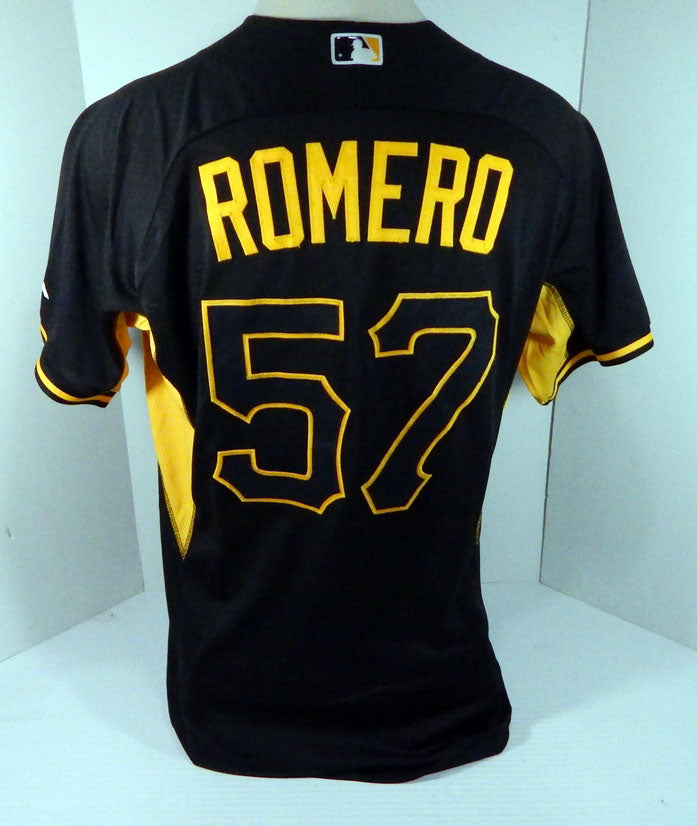 2015 Pittsburgh Pirates Deibinson Romero #57 Game Used Black Jersey BP ST 728