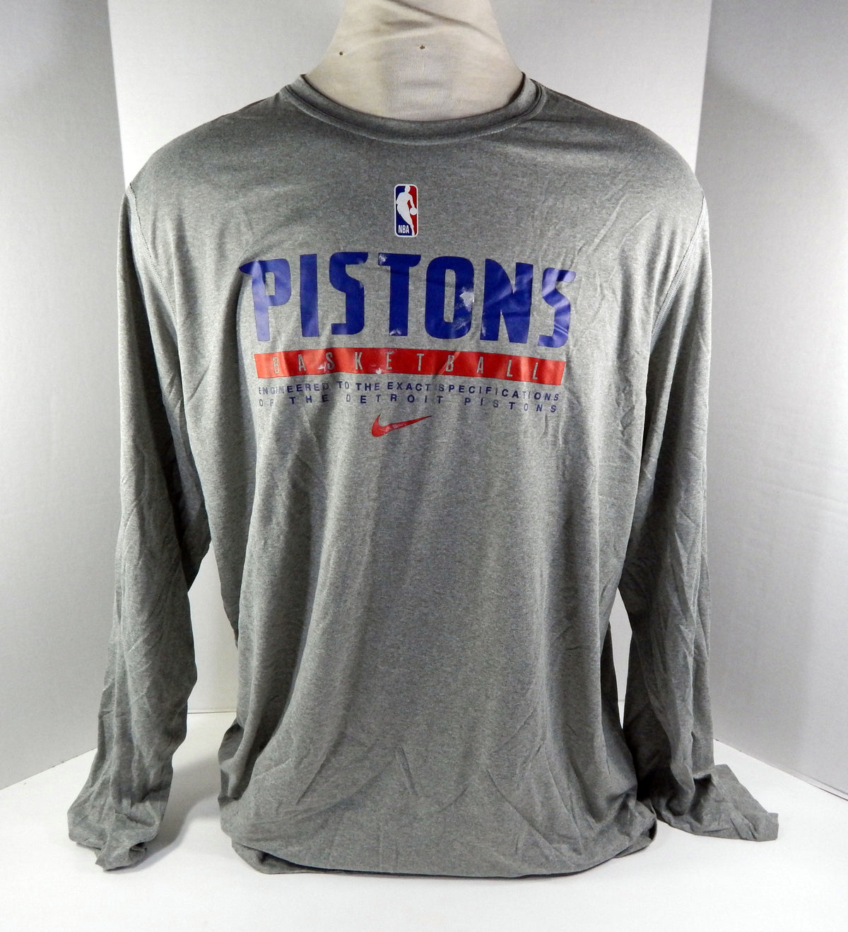 2020-21 Detroit Pistons Team Issued Grey Longsleeve Training Shirt Nike 3XL 165S