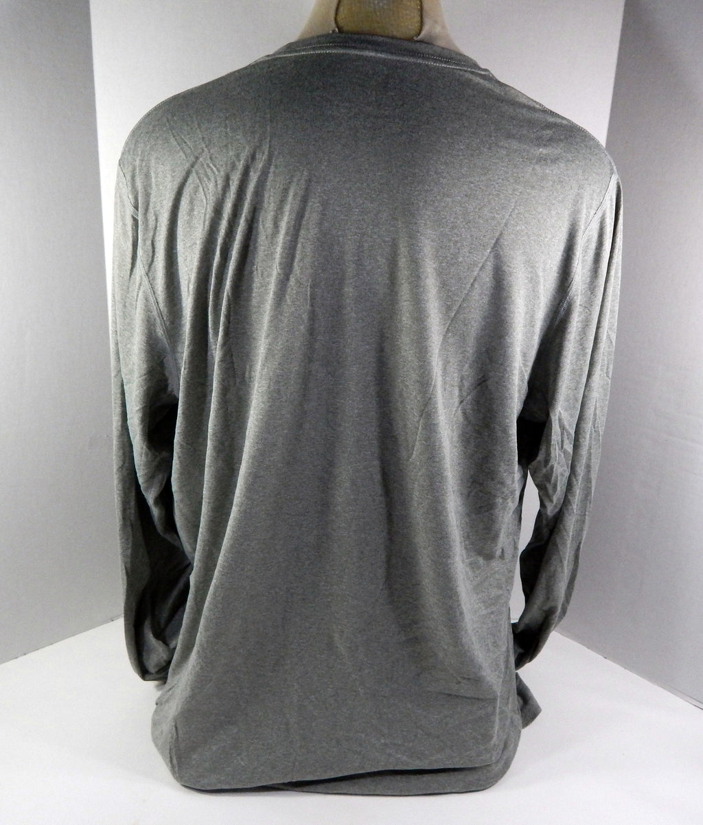 2020-21 Detroit Pistons Team Issued Grey Longsleeve Training Shirt Nike 3XL 165S Pic2