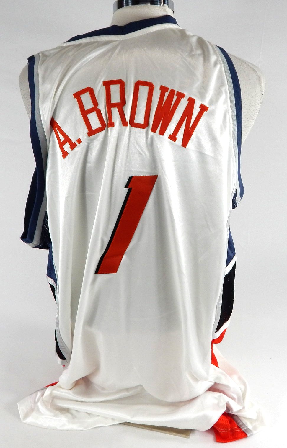 2007-08 Charlotte Bobcats Andre Brown #1 Game Issued White Jersey 54 989 Pic2