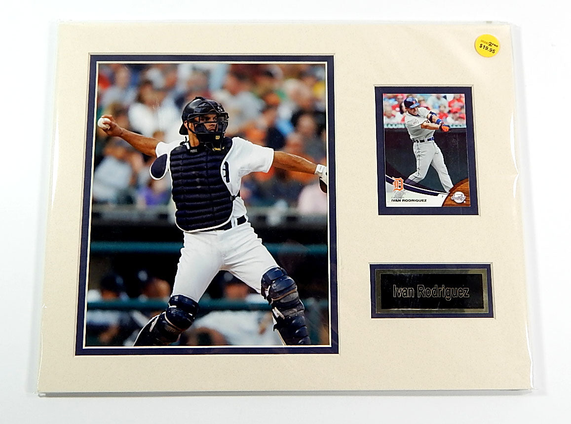 Ivan Rodriguez Tigers Matted Photo Card & Name Plate 11x14 Ideal For Framing