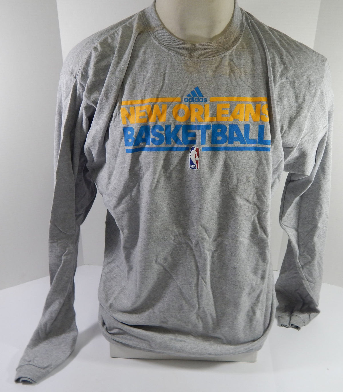 2000s New Orleans Hornets Team Issued Grey Long Sleeve T-Shirt XLT DP53431