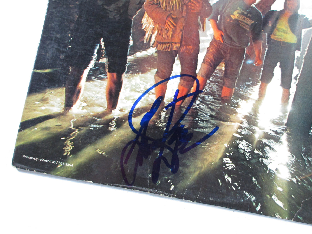 Garry Peterson Signed LP Record Album The Best of The Guess Who w/ AUTO 6 Pic2